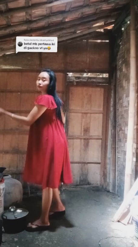 rumah triplek sederhana lantainya unik © 2024 brilio.net rumah triplek sederhana lantainya unik © 2024 brilio.net