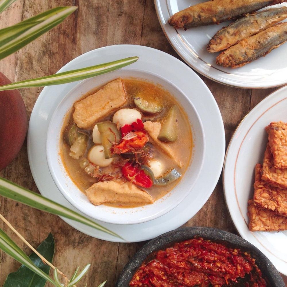 20 Resep sayur lodeh terong spesial, enak, praktis, dan sederhana