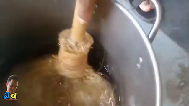 Tanpa disikat, cara bikin sapu ijuk dapur bercabang kembali kokoh tahan lama pakai 1 alat sederhana