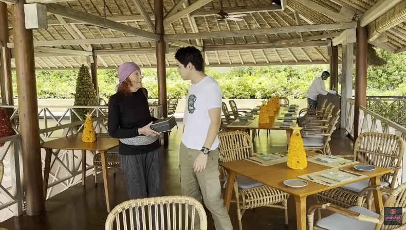 Maxime Bouttier ketemu ibunda Luna Maya © YouTube