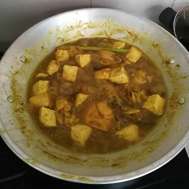 13 Cara membuat opor ayam tanpa santan, gurih, sederhana, dan bikin nagih