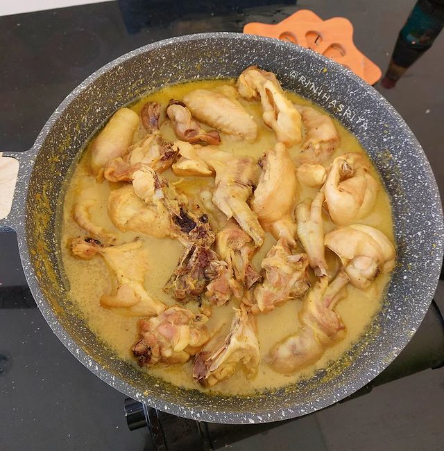 13 Cara membuat opor ayam tanpa santan, gurih, sederhana, dan bikin nagih