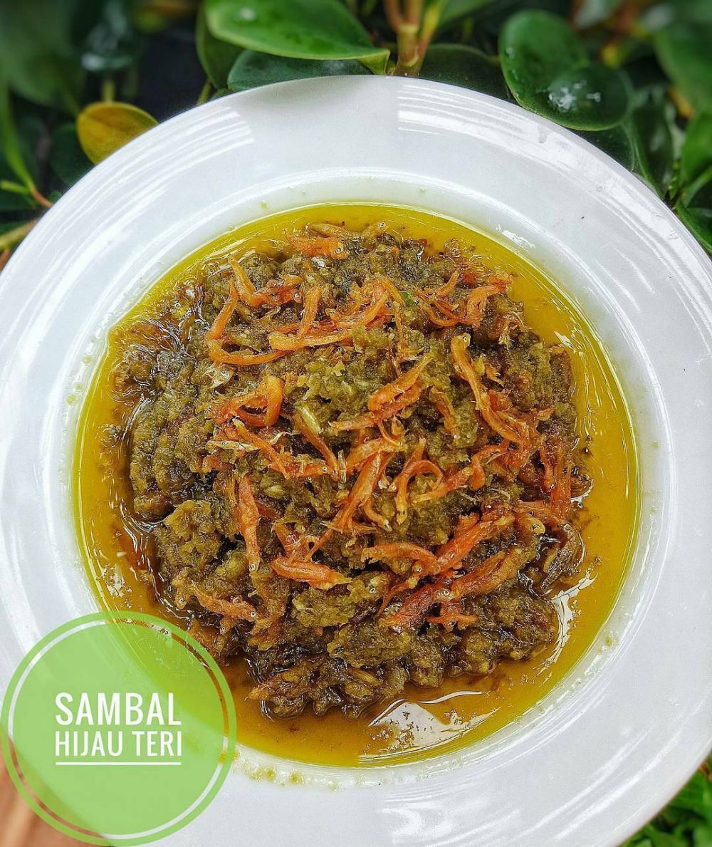 20 Resep resep kreasi sambal teri, praktis dan bikin lahap makan