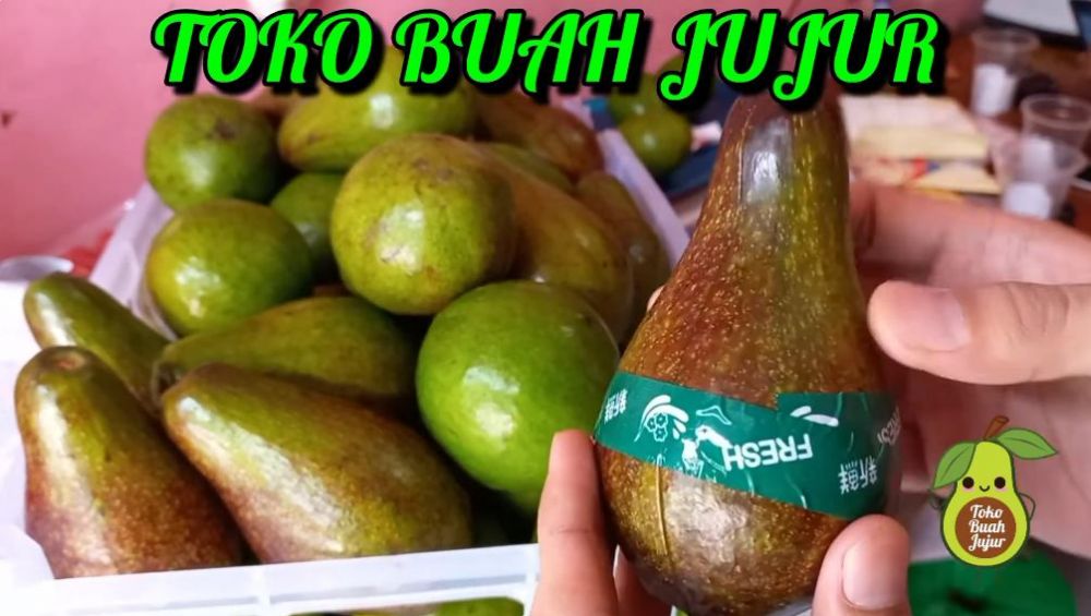 Tanpa diperam beras dan dilapisi tisu, ini trik matangkan alpukat yang telanjur dibelah agar tak busuk