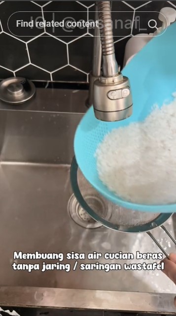 Bukan pakai soda api, ini trik agar wastafel tak gampang mampet mengandalkan 2 bahan dapur