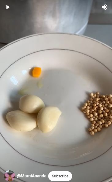 Tak perlu direbus atau dikukus dulu, ini trik goreng singkong agar empuk dan renyah maksimal