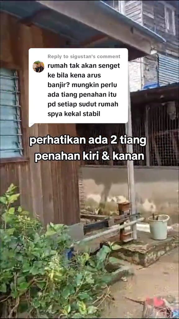 Trik rumah kayu mengapung © TikTok Trik rumah kayu mengapung © TikTok