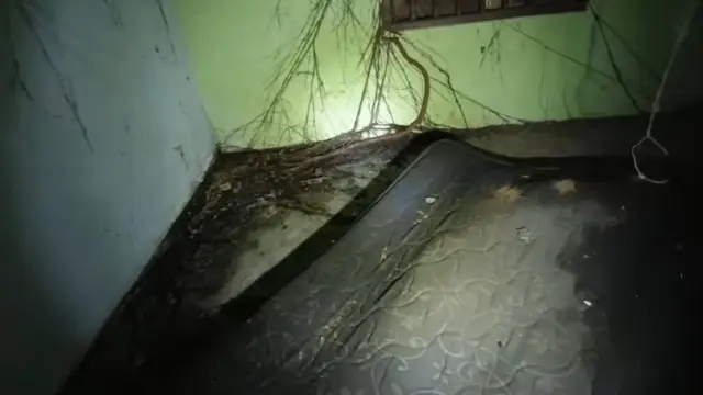 potret rumah adat betawi mandra © YouTube potret rumah adat betawi mandra © YouTube