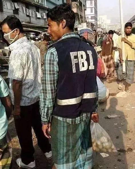 tingkah random warga saat di pasar Berbagai sumber