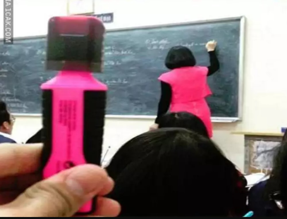 Potret bikin objek kesal  Berbagai sumber