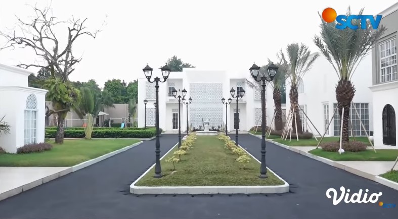 rumah ustaz kondang Tanah Air © berbagai sumber