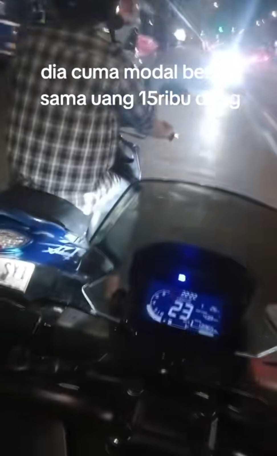 bensin habis di jalan © TikTok bensin habis di jalan © TikTok