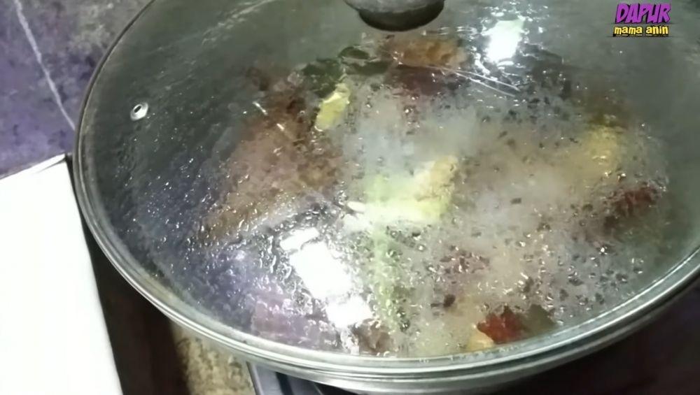 Tanpa diberi kopi atau direndam dulu, ini cara merebus jengkol agar kian empuk, tak bau, dan hemat gas