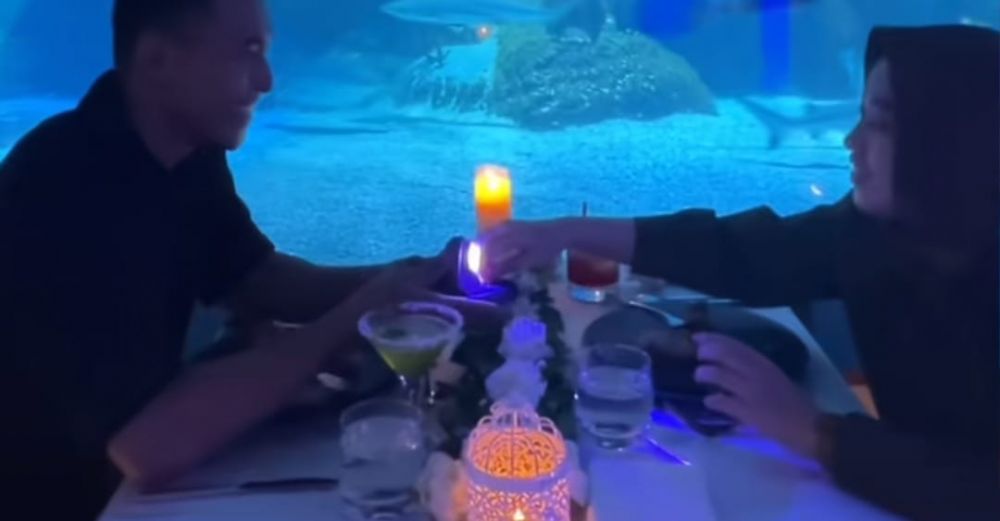 dilamar lewat aquarium © TikTok