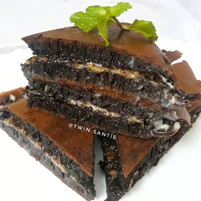 20 Resep martabak manis teflon, enak, lembut dan antiribet