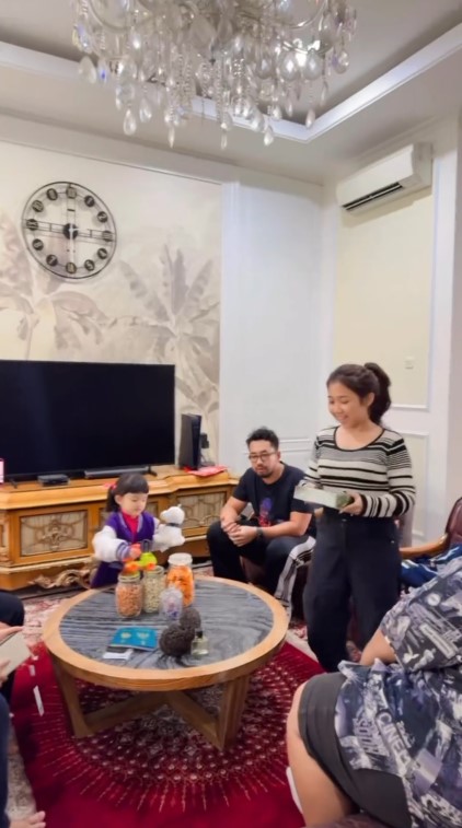 Kiky Saputri umumkan kehamilan © Instagram