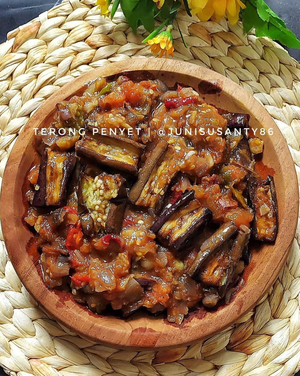 13 Resep lauk berbahan terong ungu paling enak, sederhana, mudah dibuat, dan bikin nagih