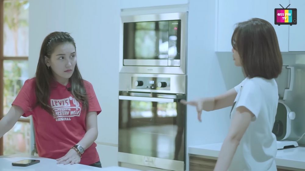 dapur rumah kontrakan Rina Nose © 2024 brilio.net