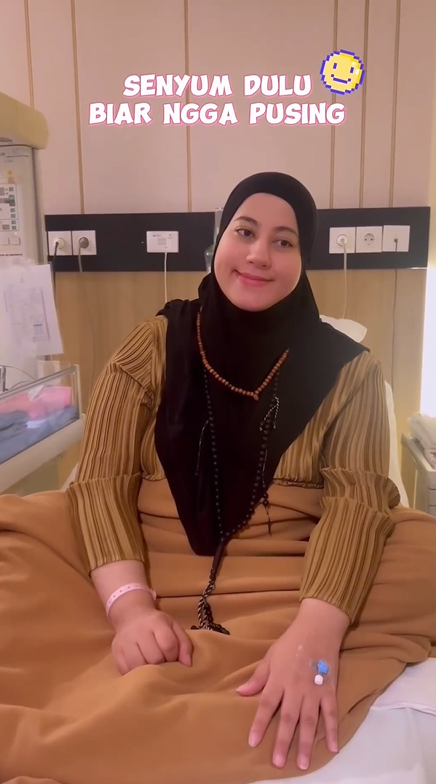 Momen haru persalinan anak ke-4 Tasyi Athasyia © 2024 brilio.net Momen haru persalinan anak ke-4 Tasyi Athasyia © 2024 brilio.net