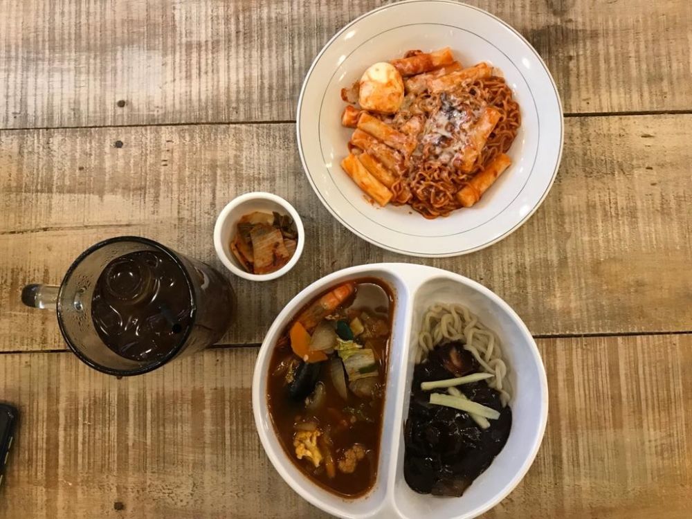 Kisah desainer interior Korea jualan kimchi otentik di Jogja, gigih meski pernah kena semprot pembeli
