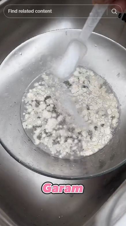 Tak perlu digosok-gosok, ini trik bersihkan lapisan lilin pada anggur cuma pakai 2 bahan dapur