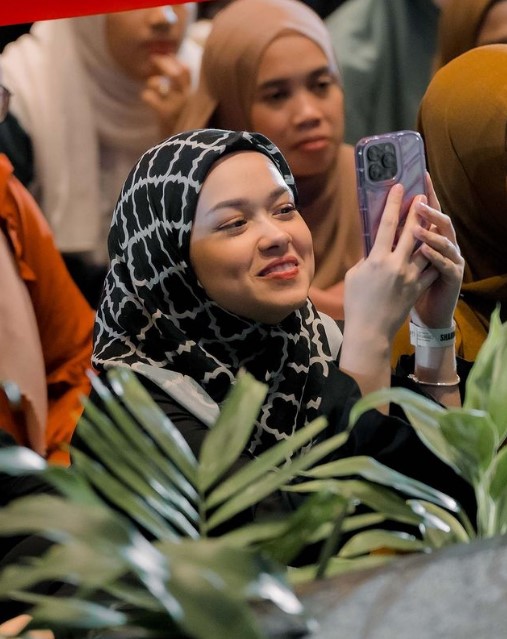 potret Rebecca Klopper ikut kajian © Instagram