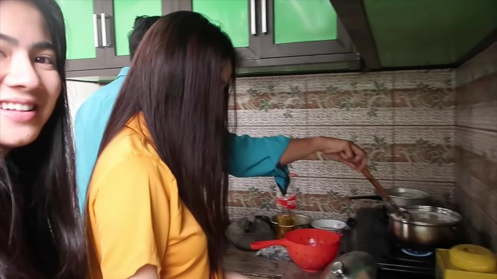 dapur kos Felicya sebelum nikah © 2024 brilio.net