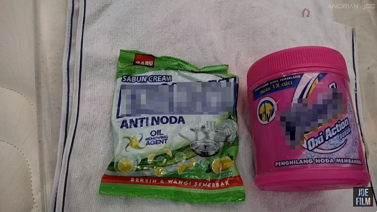 Tanpa perlu dicuci dan dijemur, ini cara praktis memutihkan springbed cuma tambah 1 bahan dapur