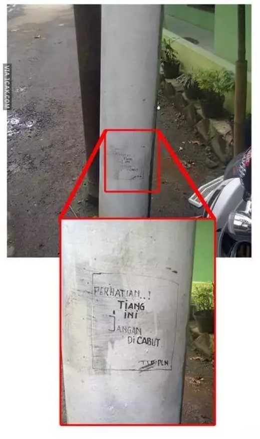 Potret pengumuman tiang listrik  Berbagai sumber