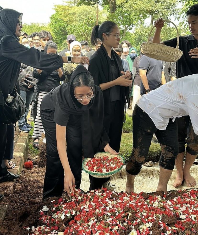 Curhat Kaneishia putri Dede Yusuf © Instagram