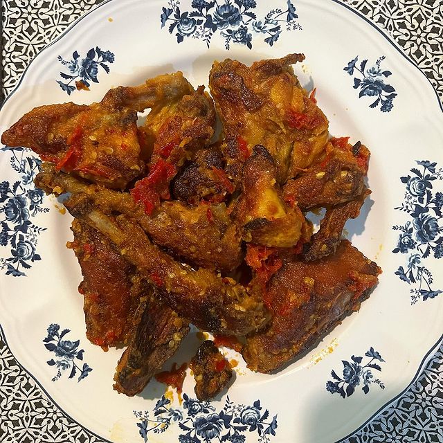20 Resep ayam bumbu balado, lezat, empuk, dan sederhana