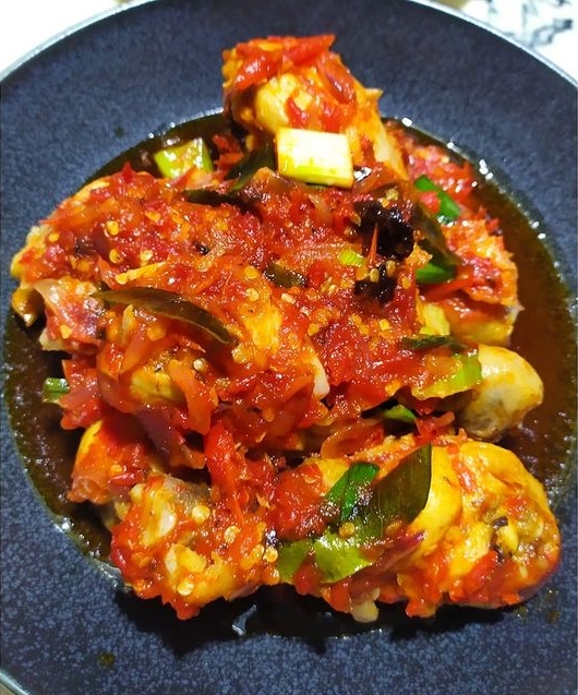 20 Resep ayam bumbu balado, lezat, empuk, dan sederhana
