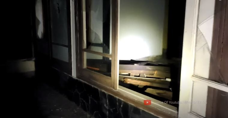 rumah bekas syuting warkop © YouTube