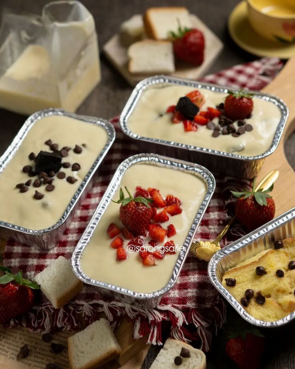 25 Cara membuat puding roti, enak, lembut, dan sederhana
