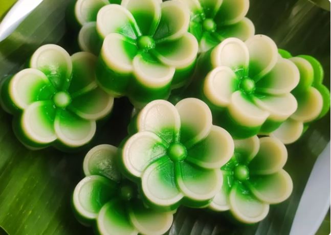 21 Resep kue lapis paling enak dan mudah dibuat