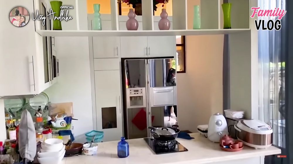 dapur rumah ussy sulistyawati sebelum menikah © 2024 brilio.net dapur rumah ussy sulistyawati sebelum menikah © 2024 brilio.net