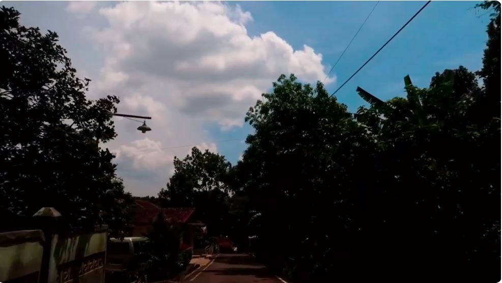 rumah furry setya di kampung © YouTube