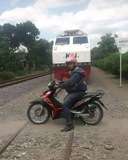 Menghalangi jalan bikin naik pitam Berbagai sumber