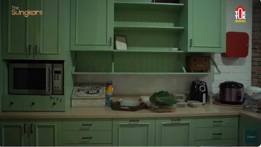 potret dapur segaris zaskia adya mecca © YouTube