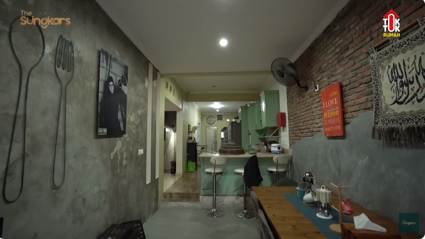 potret dapur segaris zaskia adya mecca © YouTube