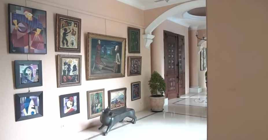 potret rumah mewah nia ramadhani © YouTube