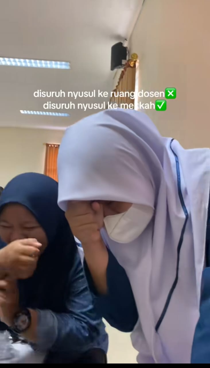 minta ttd dosen © TikTok