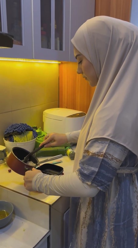 dapur rumah baru Irish Bella © 2024 brilio.net