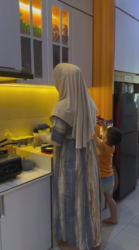 dapur rumah baru Irish Bella © 2024 brilio.net