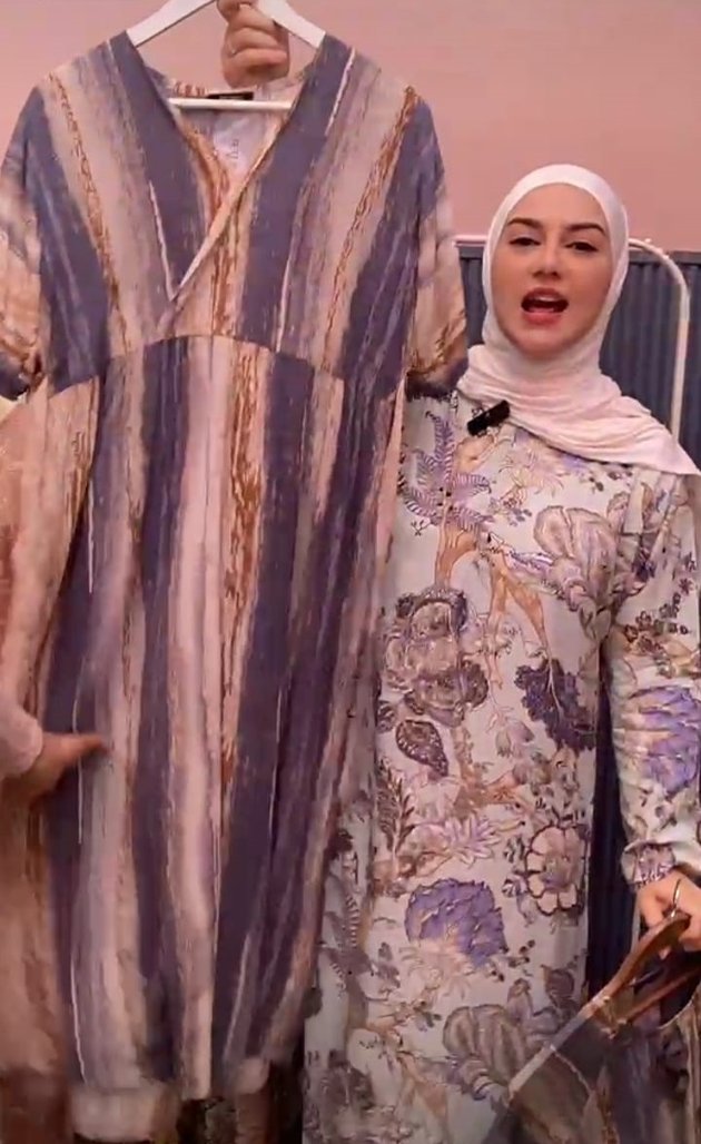 potret terbaru irish bella jualan daster © instagram