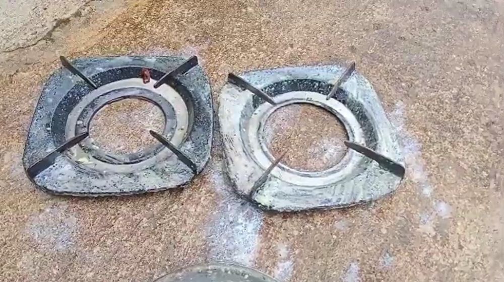 Ampuh tanpa direndam air panas, ini trik bersihkan tungku kompor berkerak pakai tambahan 1 bahan dapur