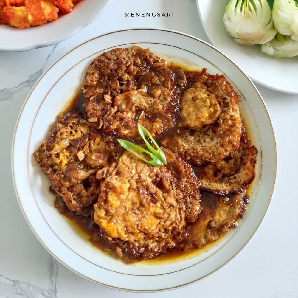 13 Resep olahan telur ceplok aneka bumbu, sedap, enak, kaya rasa, dan mudah dibuat