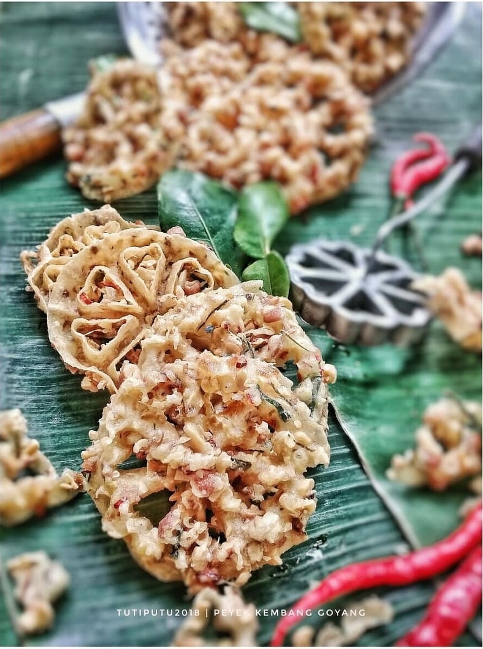 31 Cara membuat peyek kacang, enak, gurih, dan bikin nagih