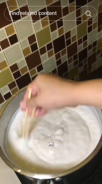 Tanpa proses sangrai, trik bikin bubur sumsum agar rasa tepungnya hilang, lembut, dan tak menggumpal