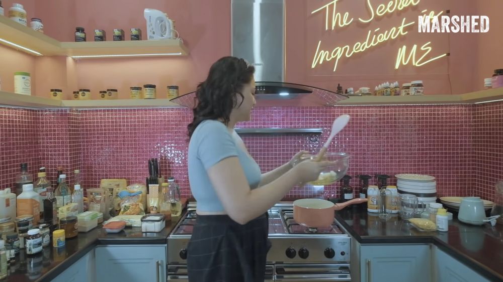 dapur rumah marshanda estetik ala kafe western © 2024 brilio.net